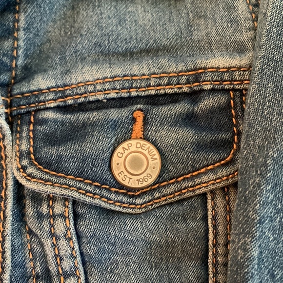 Girls Gap Jean Jacket size 4T - Picture 3 of 9